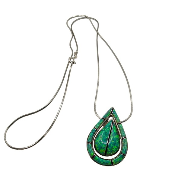 Jewelry - Sterling Silver Green Opal Inlay Teardrop Pendant Necklace Southwest Style 18.5"
